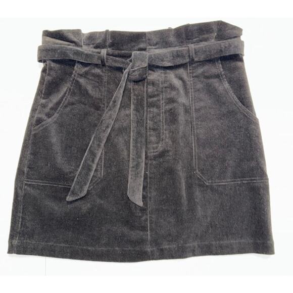 In Loom NWT Black Corduroy Skirt with Matching Belt Size Medium Women's Skirt - Picture 3 of 4